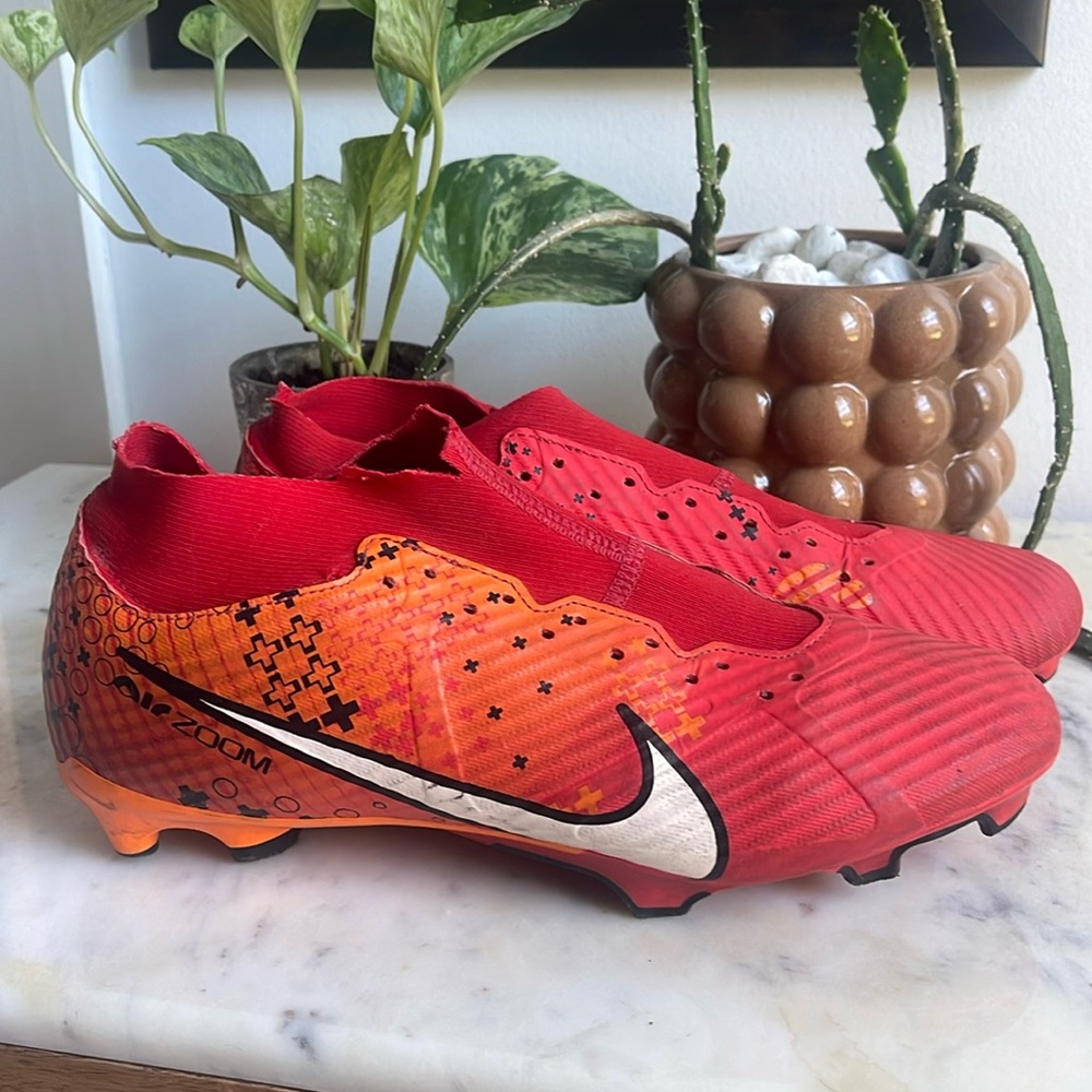 Nike Zoom Superfly 9 Soccer Cleats Men’s size 9.5